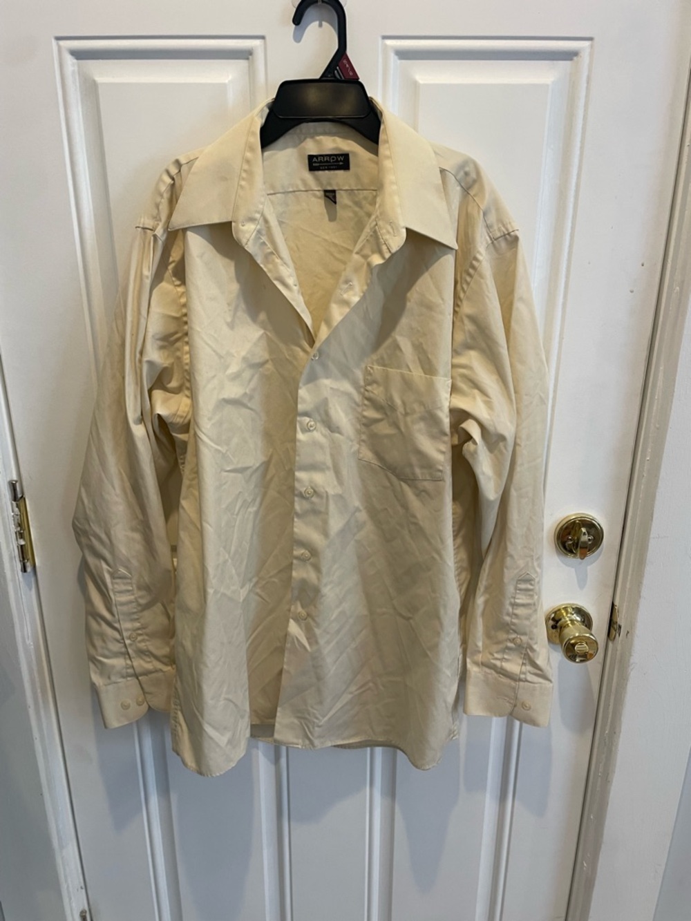 Arrow Men's Beige Dress Shirt